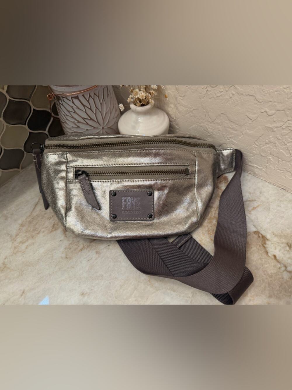 Frye Ivy belt bag gold metallic
